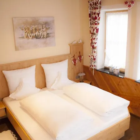 Liebevoll Eingerichtete Ferienwohnung Mit Terrasse Und Grossem Komfort Fur Zwei Personen Lejlighed Schönwalde